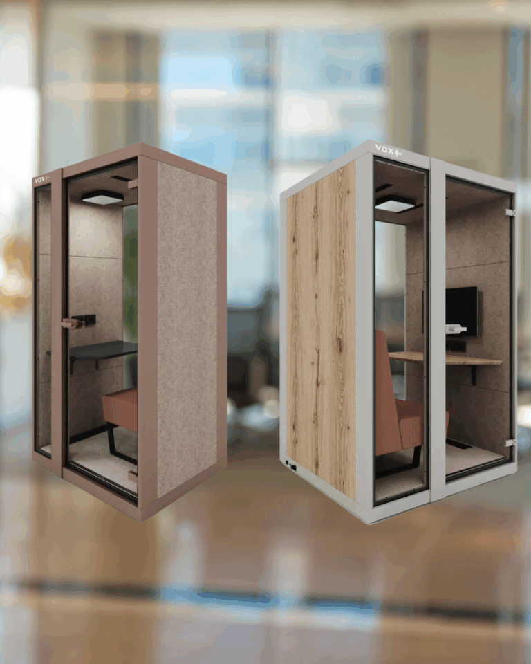VOX POD met houten wand en gestoffeerde wand